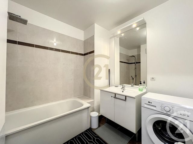 Appartement F3 &agrave; louer - 3 pi&egrave;ces - 57,05 m2 - Dammarie Les Lys - 77 - ILE-DE-FRANCE
