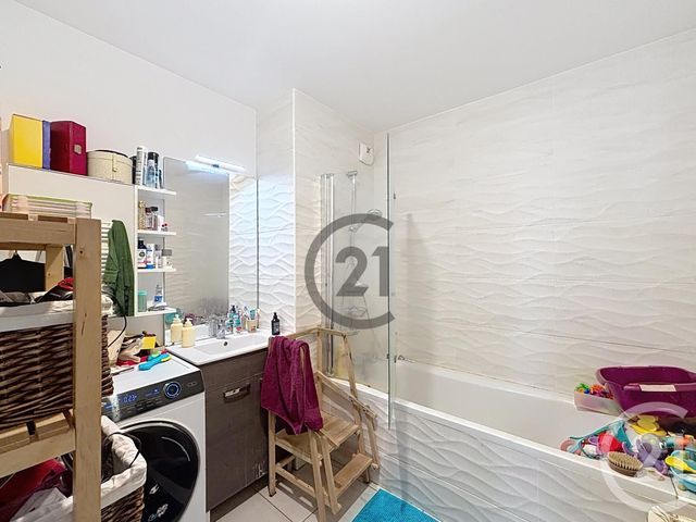 Appartement F3 &agrave; louer - 3 pi&egrave;ces - 63,10 m2 - Dammarie Les Lys - 77 - ILE-DE-FRANCE