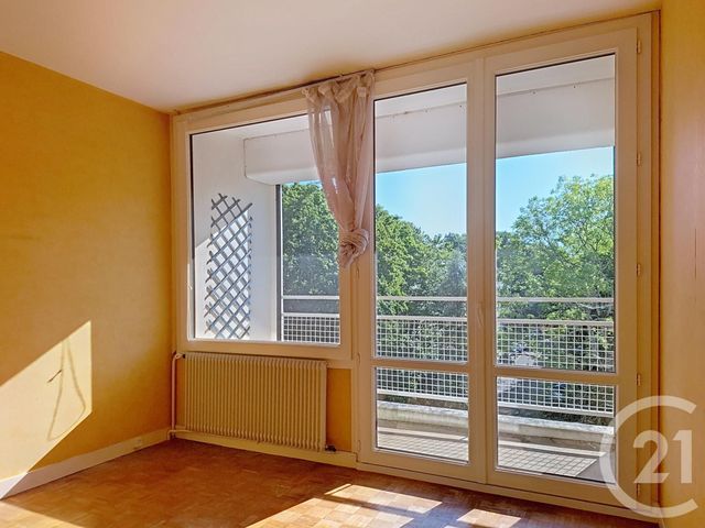 Appartement F2 &agrave; vendre - 2 pi&egrave;ces - 43,78 m2 - Vaux Le Penil - 77 - ILE-DE-FRANCE