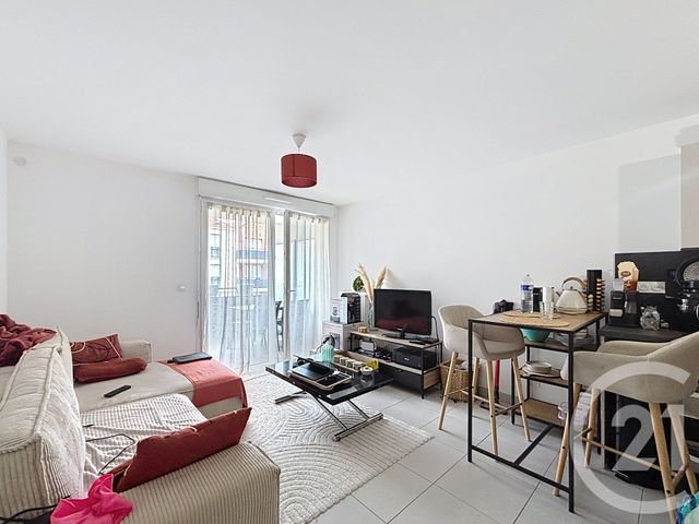 Appartement F2 &agrave; louer - 2 pi&egrave;ces - 40,60 m2 - Dammarie Les Lys - 77 - ILE-DE-FRANCE
