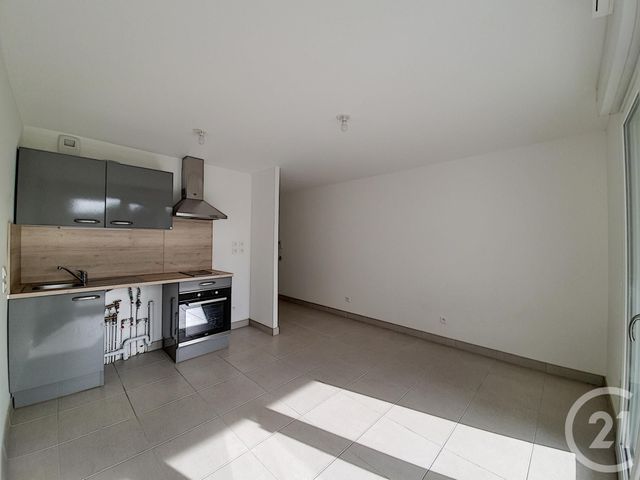 Appartement F1 &agrave; louer - 1 pi&egrave;ce - 23 m2 - Dammarie Les Lys - 77 - ILE-DE-FRANCE