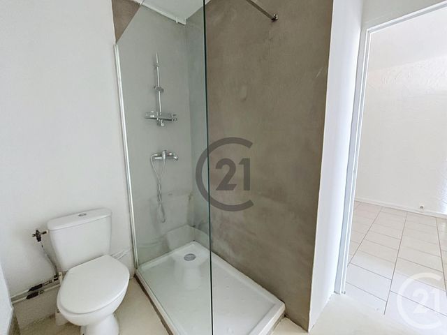 Appartement F1 &agrave; louer - 1 pi&egrave;ce - 26,36 m2 - Melun - 77 - ILE-DE-FRANCE