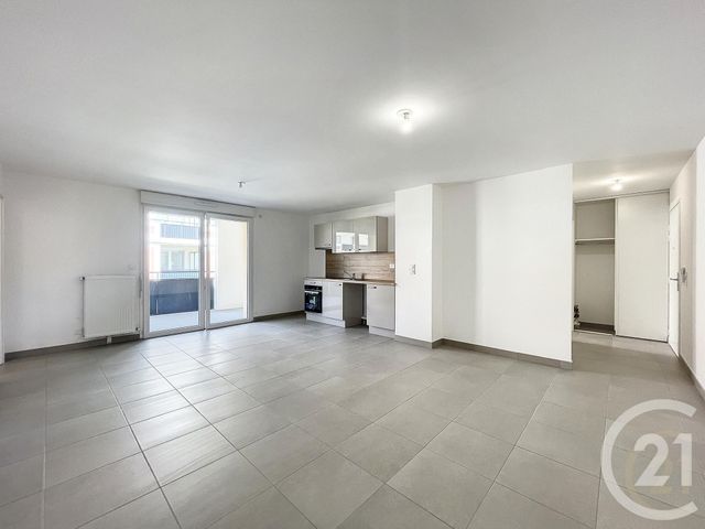Appartement F3 &agrave; louer - 3 pi&egrave;ces - 60,80 m2 - Dammarie Les Lys - 77 - ILE-DE-FRANCE