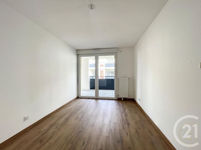 Appartement F3 &agrave; louer - 3 pi&egrave;ces - 60,80 m2 - Dammarie Les Lys - 77 - ILE-DE-FRANCE