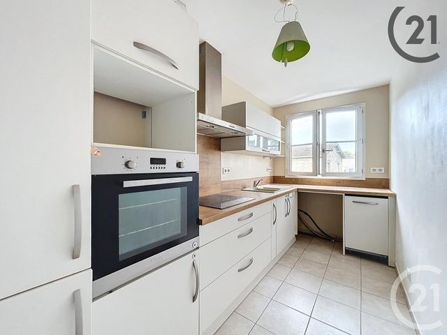 Appartement &agrave; louer - 2 pi&egrave;ces - 55,77 m2 - Dammarie Les Lys - 77 - ILE-DE-FRANCE