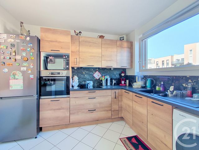 Appartement F4 &agrave; vendre - 4 pi&egrave;ces - 67,86 m2 - Melun - 77 - ILE-DE-FRANCE