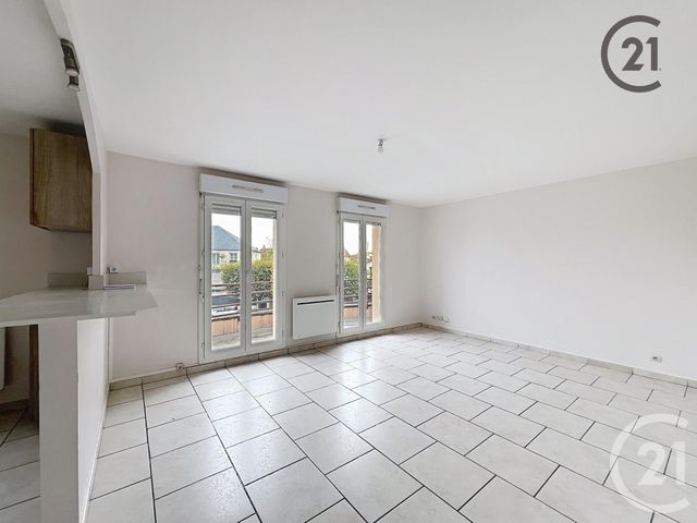 Appartement F3 &agrave; louer - 3 pi&egrave;ces - 63,20 m2 - Melun - 77 - ILE-DE-FRANCE