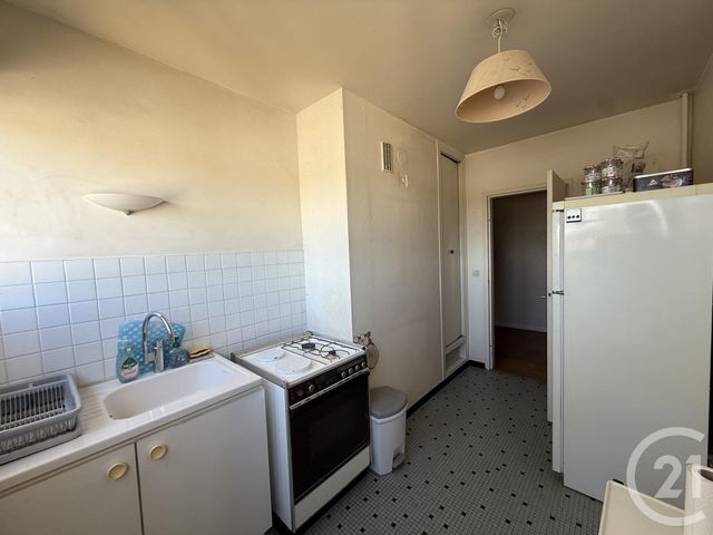 Appartement F3 &agrave; vendre - 3 pi&egrave;ces - 69 m2 - Melun - 77 - ILE-DE-FRANCE