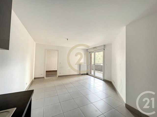 Appartement F4 &agrave; louer - 4 pi&egrave;ces - 67,30 m2 - Melun - 77 - ILE-DE-FRANCE