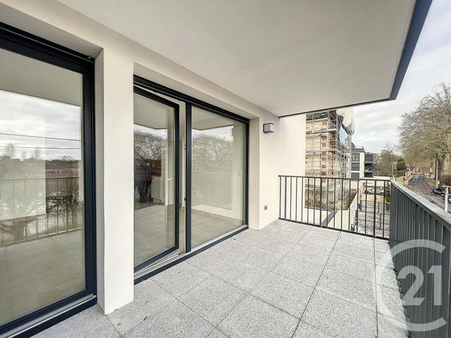 Appartement F3 &agrave; louer - 3 pi&egrave;ces - 61,10 m2 - Le Mee Sur Seine - 77 - ILE-DE-FRANCE