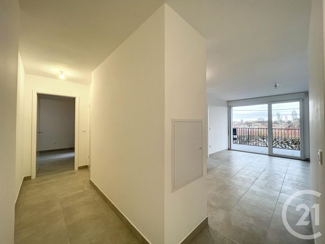 Appartement F3 &agrave; louer - 3 pi&egrave;ces - 61,10 m2 - Le Mee Sur Seine - 77 - ILE-DE-FRANCE