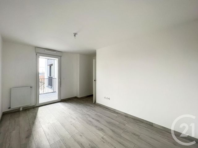 Appartement F3 &agrave; louer - 3 pi&egrave;ces - 61,10 m2 - Le Mee Sur Seine - 77 - ILE-DE-FRANCE