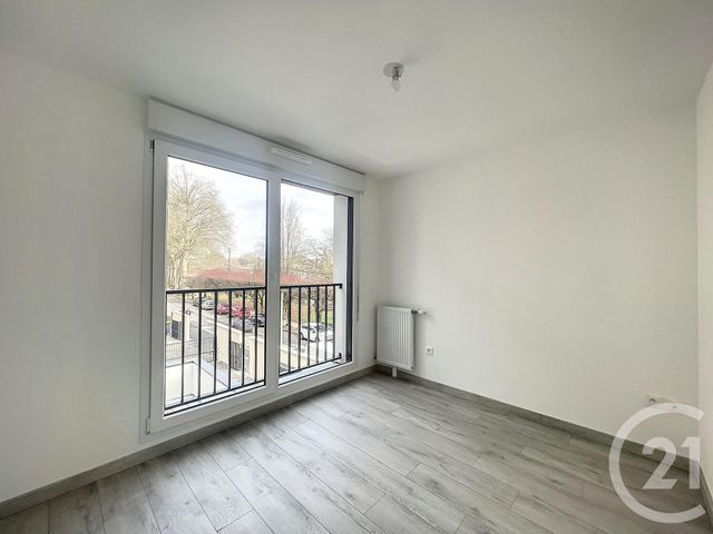 Appartement F3 &agrave; louer - 3 pi&egrave;ces - 61,10 m2 - Le Mee Sur Seine - 77 - ILE-DE-FRANCE