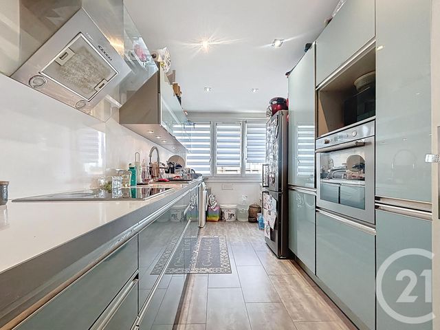 Appartement F4 &agrave; vendre - 4 pi&egrave;ces - 80 m2 - Melun - 77 - ILE-DE-FRANCE