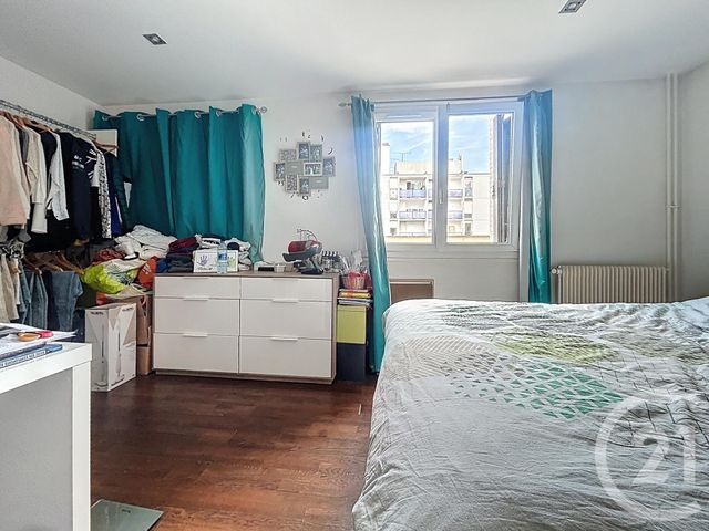 Appartement F4 &agrave; vendre - 4 pi&egrave;ces - 80 m2 - Melun - 77 - ILE-DE-FRANCE