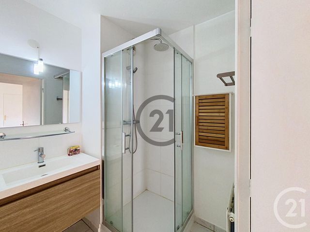 Appartement F2 &agrave; louer - 2 pi&egrave;ces - 46,59 m2 - Melun - 77 - ILE-DE-FRANCE