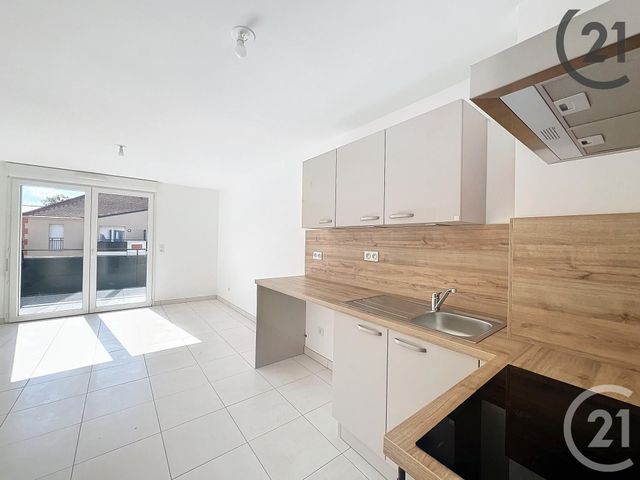 Appartement F2 à louer DAMMARIE LES LYS