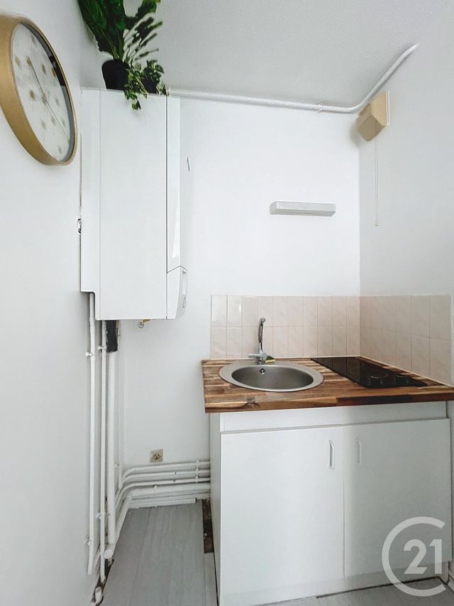 Appartement Studio &agrave; louer - 1 pi&egrave;ce - 23,10 m2 - Melun - 77 - ILE-DE-FRANCE