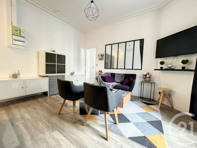 Appartement F2 &agrave; louer - 2 pi&egrave;ces - 33,70 m2 - Melun - 77 - ILE-DE-FRANCE