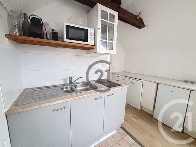 Appartement &agrave; louer - 2 pi&egrave;ces - 33,60 m2 - Melun - 77 - ILE-DE-FRANCE
