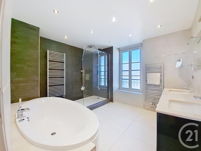 Maison &agrave; vendre - 10 pi&egrave;ces - 221,40 m2 - Melun - 77 - ILE-DE-FRANCE