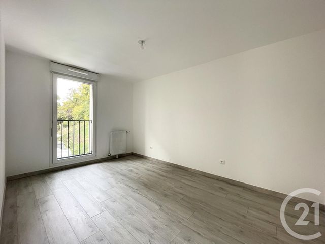 Appartement F3 &agrave; louer - 3 pi&egrave;ces - 58,91 m2 - Le Mee Sur Seine - 77 - ILE-DE-FRANCE
