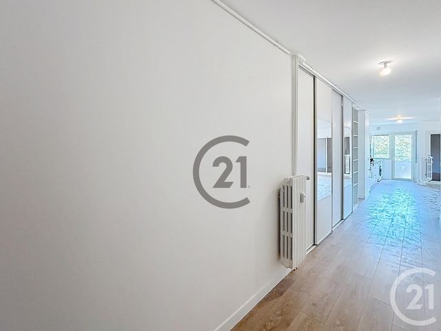 Appartement F4 &agrave; louer - 4 pi&egrave;ces - 96,88 m2 - Le Mee Sur Seine - 77 - ILE-DE-FRANCE