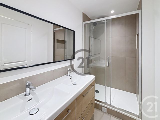 Appartement F4 &agrave; louer - 4 pi&egrave;ces - 96,88 m2 - Le Mee Sur Seine - 77 - ILE-DE-FRANCE