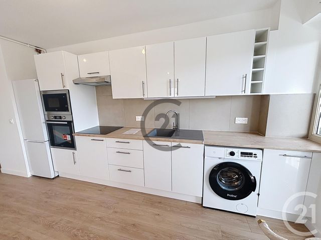 Appartement F4 &agrave; louer - 4 pi&egrave;ces - 96,88 m2 - Le Mee Sur Seine - 77 - ILE-DE-FRANCE