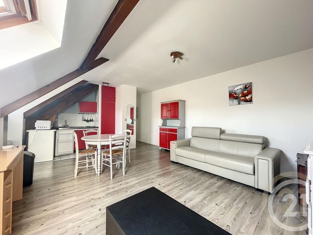 Appartement F1 à louer MELUN