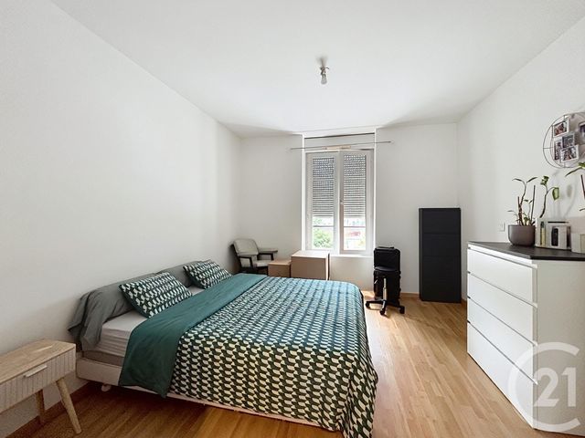 Appartement &agrave; louer - 3 pi&egrave;ces - 75,48 m2 - Melun - 77 - ILE-DE-FRANCE