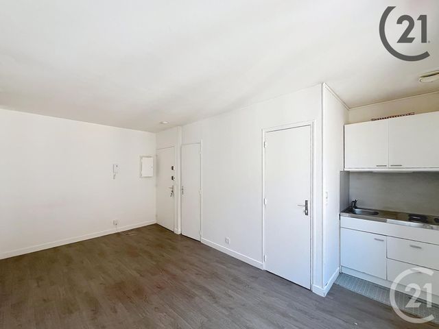 Appartement F1 &agrave; louer - 1 pi&egrave;ce - 18,63 m2 - Melun - 77 - ILE-DE-FRANCE