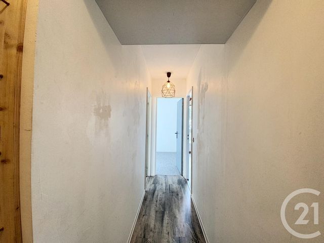 Appartement F4 &agrave; vendre - 4 pi&egrave;ces - 84,22 m2 - Melun - 77 - ILE-DE-FRANCE
