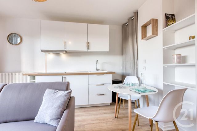 Appartement Studio &agrave; louer - 1 pi&egrave;ce - 26,60 m2 - Melun - 77 - ILE-DE-FRANCE