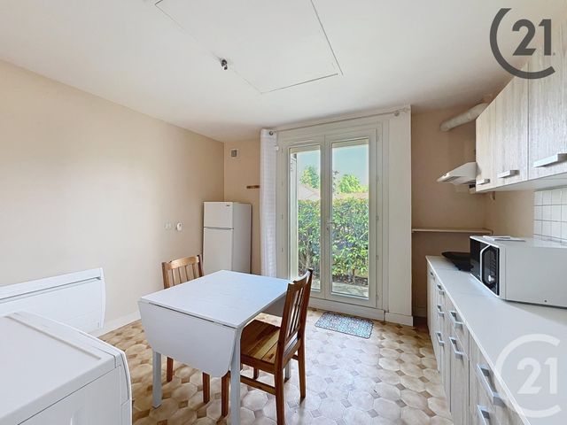 Appartement F2 &agrave; louer - 2 pi&egrave;ces - 31,10 m2 - Livry Sur Seine - 77 - ILE-DE-FRANCE