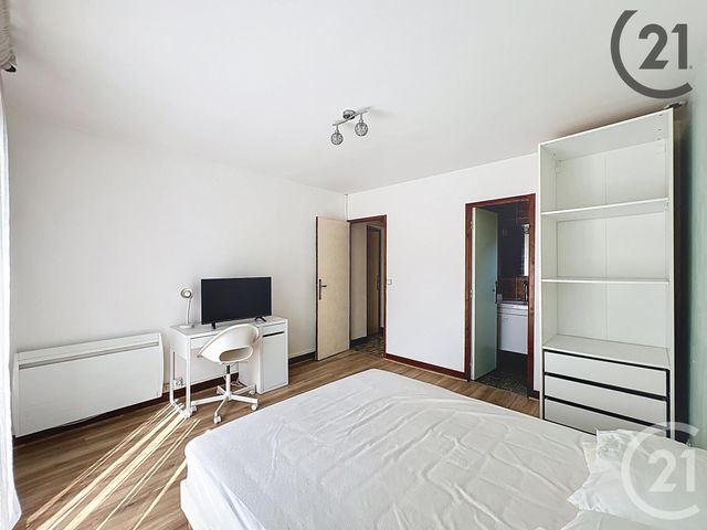 Appartement F2 &agrave; louer - 2 pi&egrave;ces - 31,10 m2 - Livry Sur Seine - 77 - ILE-DE-FRANCE