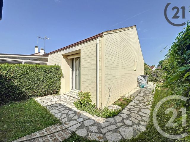 Appartement F2 &agrave; louer - 2 pi&egrave;ces - 31,10 m2 - Livry Sur Seine - 77 - ILE-DE-FRANCE