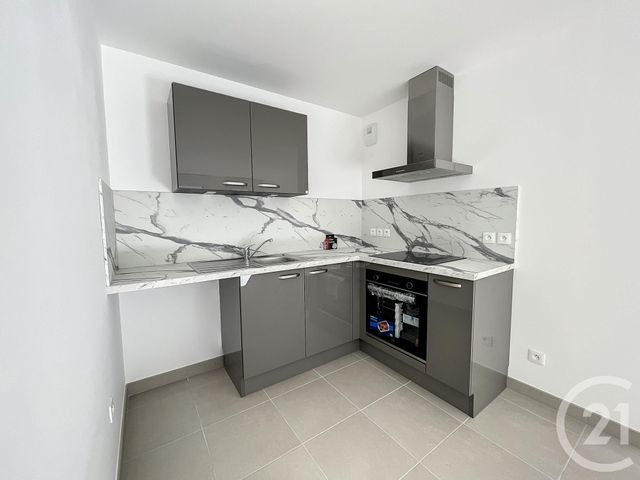 Appartement F3 &agrave; louer - 3 pi&egrave;ces - 60,50 m2 - Le Mee Sur Seine - 77 - ILE-DE-FRANCE