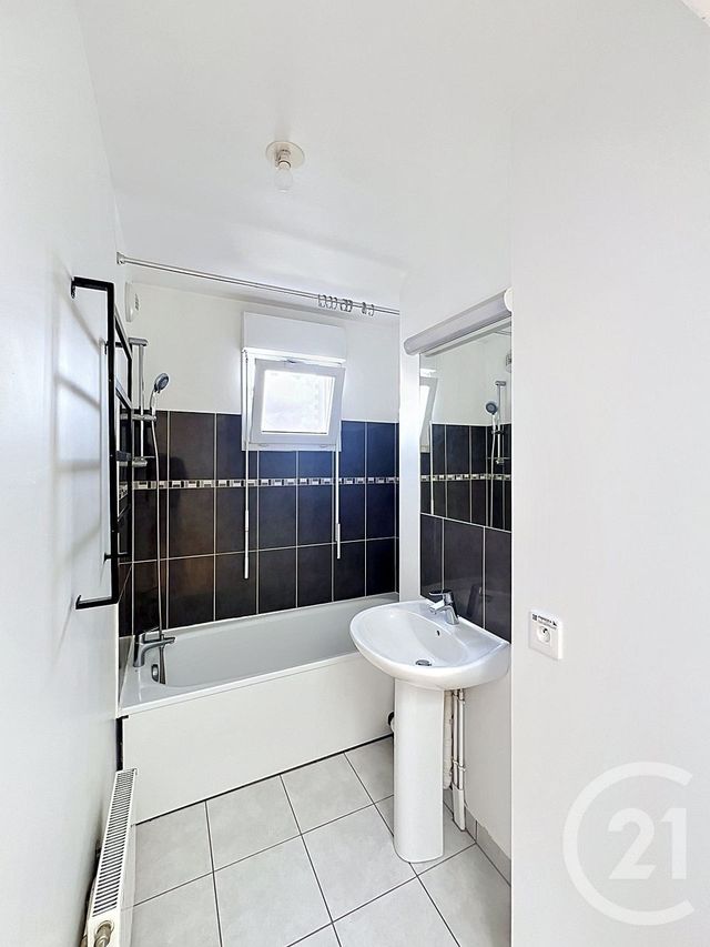 Maison &agrave; vendre - 5 pi&egrave;ces - 92,05 m2 - Moissy Cramayel - 77 - ILE-DE-FRANCE
