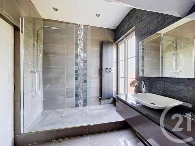 Maison &agrave; vendre - 8 pi&egrave;ces - 310 m2 - Moissy Cramayel - 77 - ILE-DE-FRANCE