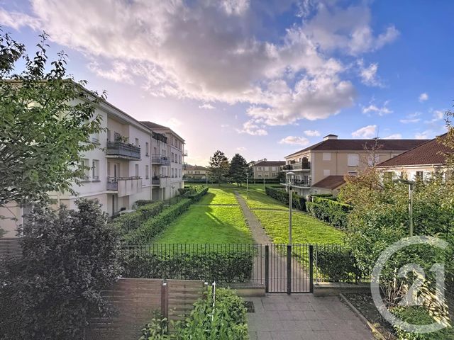 Appartement F3 à vendre - 3 pièces - 71,38 m2 - Moissy Cramayel - 77 - ILE-DE-FRANCE