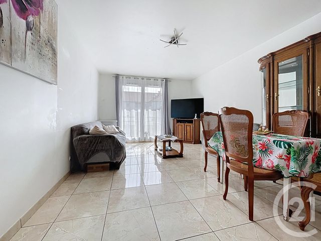 Appartement F3 à vendre - 3 pièces - 62,80 m2 - Moissy Cramayel - 77 - ILE-DE-FRANCE