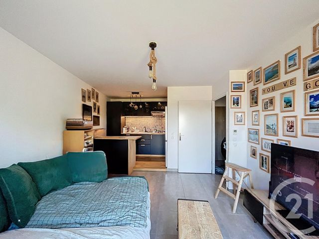 Appartement &agrave; vendre - 2 pi&egrave;ces - 41,19 m2 - Reau - 77 - ILE-DE-FRANCE