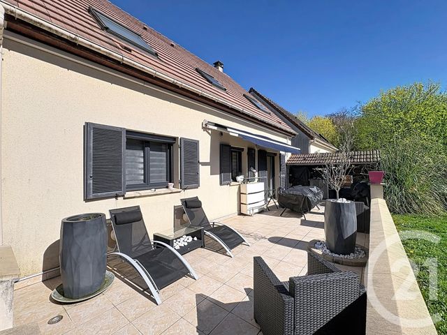Maison &agrave; vendre - 6 pi&egrave;ces - 102,22 m2 - Savigny Le Temple - 77 - ILE-DE-FRANCE