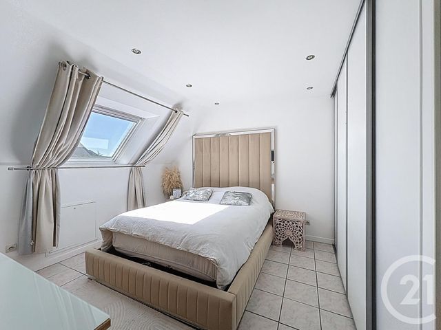 Maison &agrave; vendre - 6 pi&egrave;ces - 102,22 m2 - Savigny Le Temple - 77 - ILE-DE-FRANCE