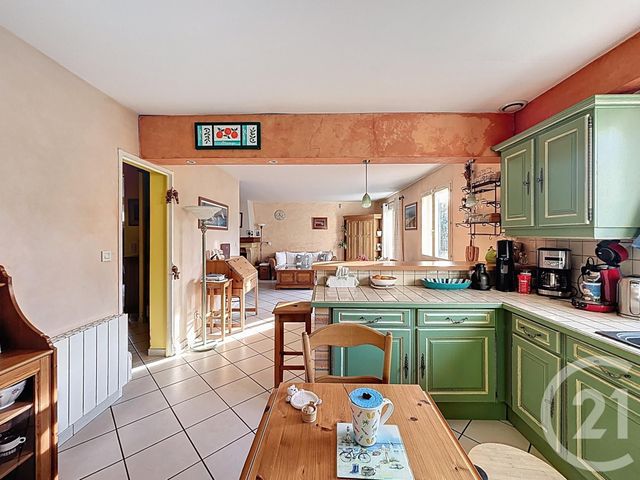 Maison à vendre - 7 pièces - 145,69 m2 - Savigny Le Temple - 77 - ILE-DE-FRANCE