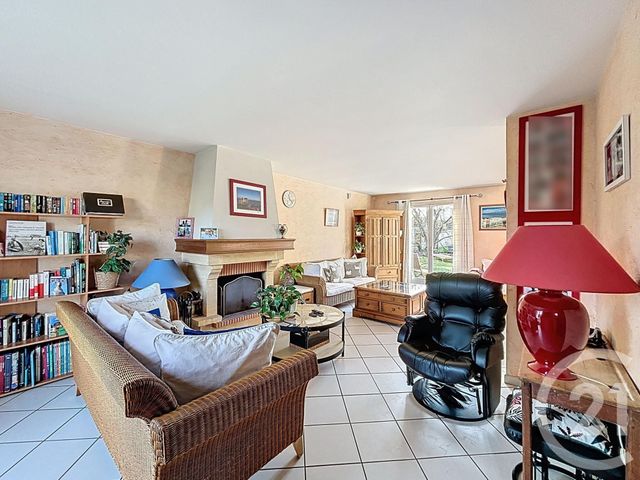 Maison à vendre - 7 pièces - 145,69 m2 - Savigny Le Temple - 77 - ILE-DE-FRANCE