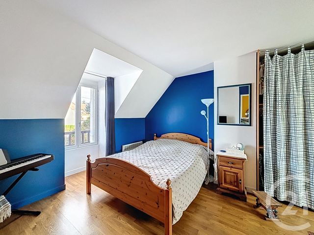 Maison à vendre - 7 pièces - 145,69 m2 - Savigny Le Temple - 77 - ILE-DE-FRANCE