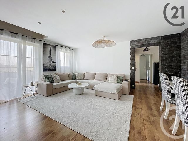 Appartement F4 à vendre - 4 pièces - 83,33 m2 - Moissy Cramayel - 77 - ILE-DE-FRANCE