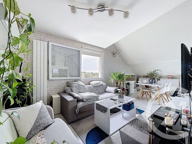 Appartement Duplex à vendre - 2 pièces - 40,06 m2 - Brie Comte Robert - 77 - ILE-DE-FRANCE